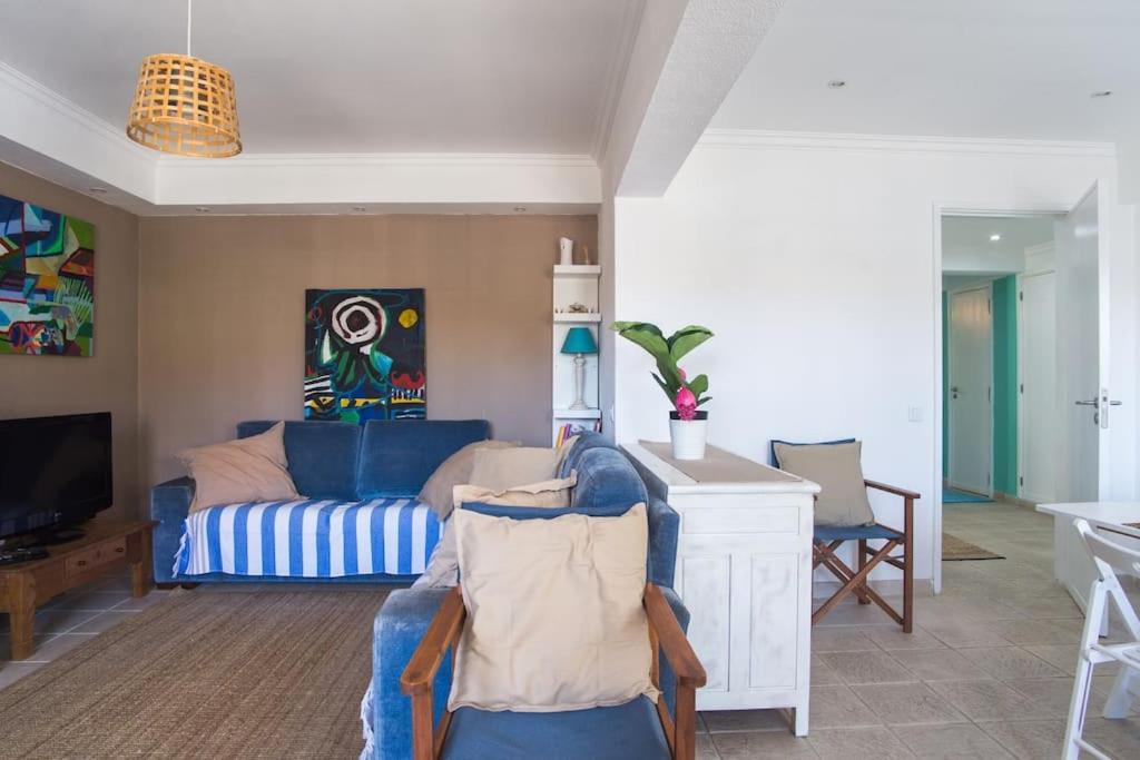 Lisbon Waves Surf Lodge อัลมาดา ภายนอก รูปภาพ