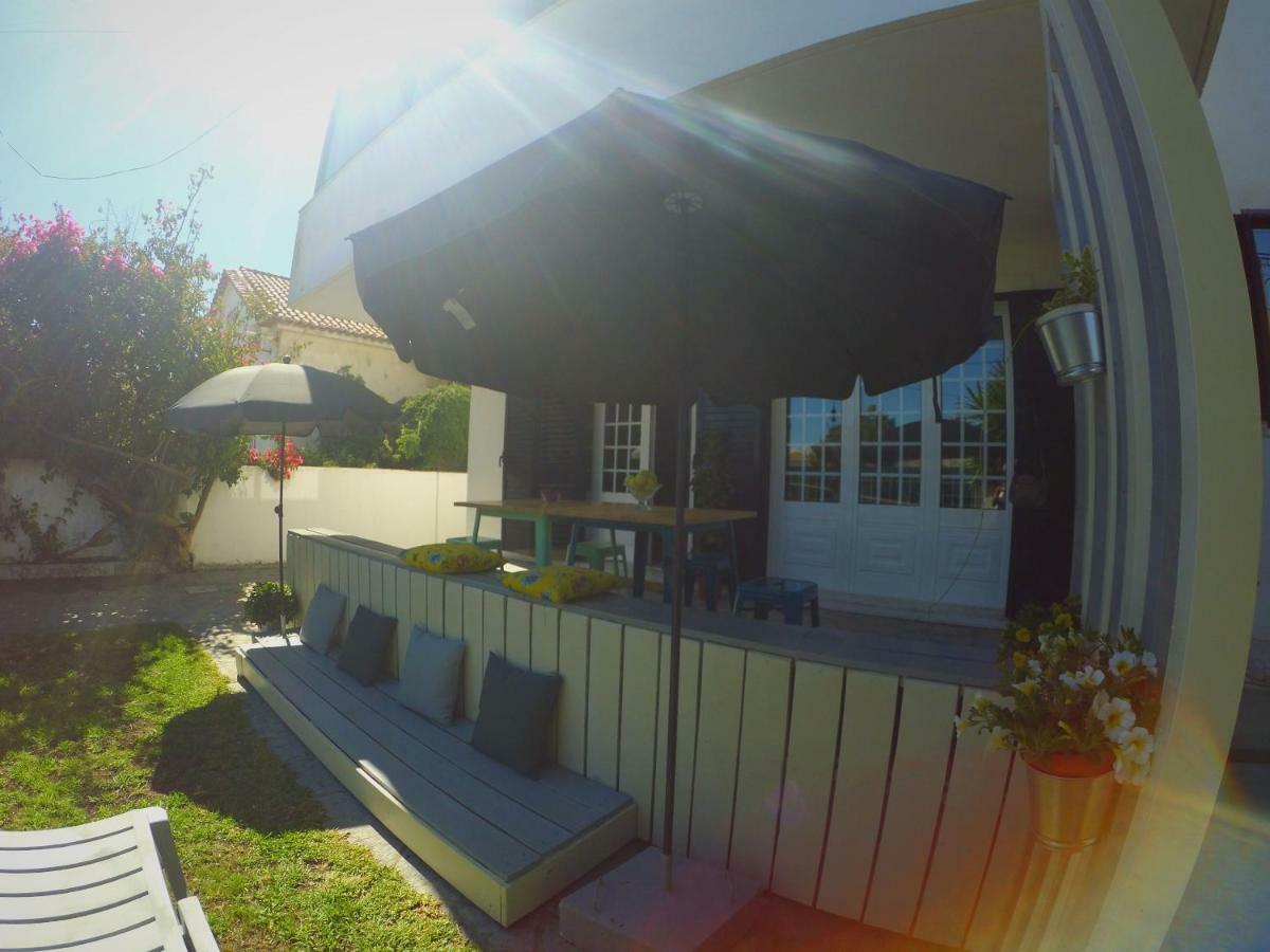 Lisbon Waves Surf Lodge อัลมาดา ภายนอก รูปภาพ
