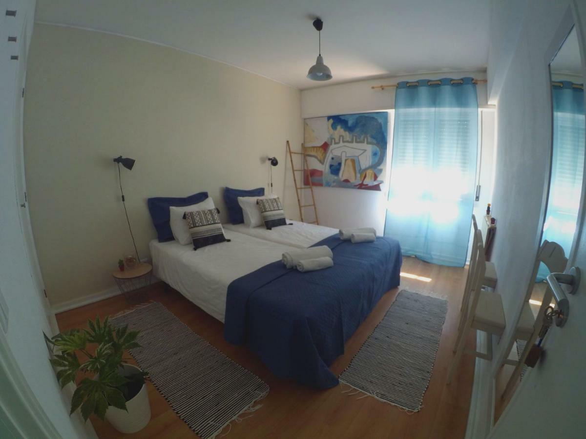 Lisbon Waves Surf Lodge อัลมาดา ภายนอก รูปภาพ