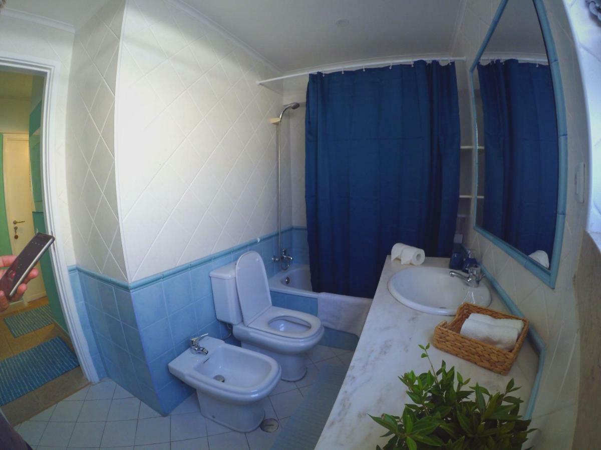 Lisbon Waves Surf Lodge อัลมาดา ภายนอก รูปภาพ