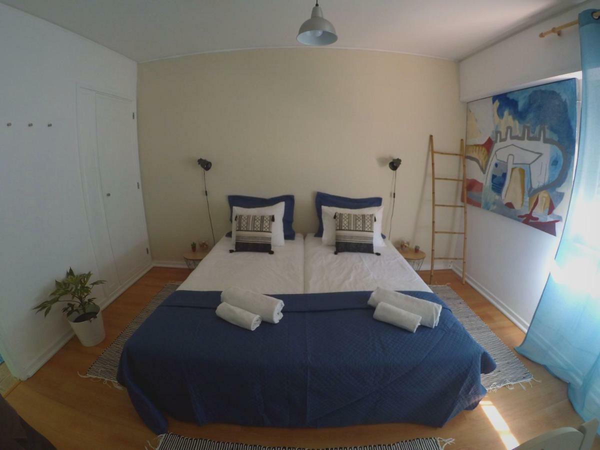Lisbon Waves Surf Lodge อัลมาดา ภายนอก รูปภาพ