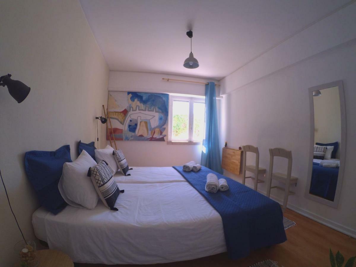 Lisbon Waves Surf Lodge อัลมาดา ภายนอก รูปภาพ