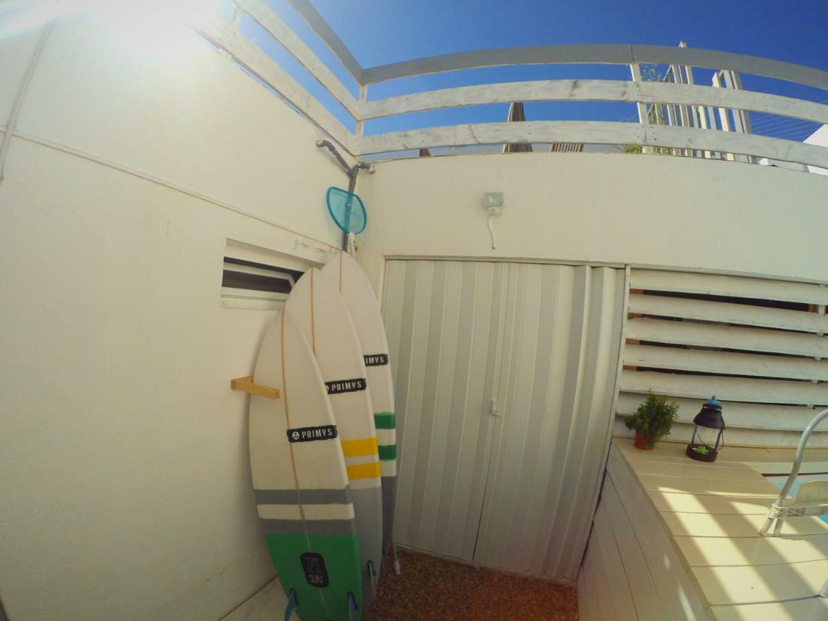 Lisbon Waves Surf Lodge อัลมาดา ภายนอก รูปภาพ